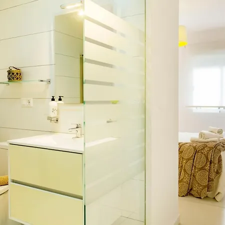 公寓 Pink Vistabella 1 - Winter By The Sea 托雷维耶哈