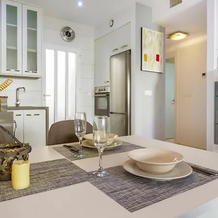 Pink Vistabella 1 - Winter By The Sea 公寓 托雷维耶哈