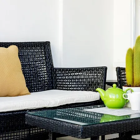 Pink Vistabella 1 - Winter By The Sea شقة