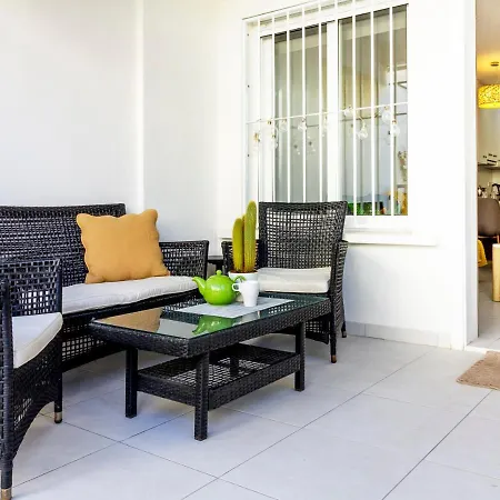 Appartement Pink Vistabella 1
